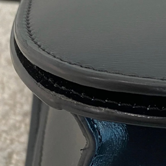 Authentic Celine Medium Smooth Calfskin Box Bag Black - Picture 6 of 16